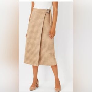 Ann Taylor Geo Wrap Midi Buckle Skirt Size 4 Stretch Neutral Ten Work Gingham